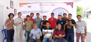 Tim PKM PLS Unesa Beri Pelatihan Budidaya Trigona Kepada Warga terdampak Covid-19 di Perum. Jade Hamlet