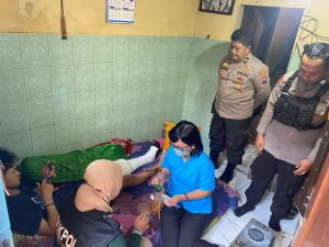 Polresta Malang Kota Kirimkan Fisioterapi Kepada Korban Insiden Stadion Kanjuruhan
