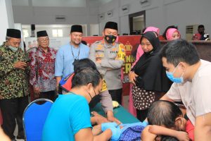 Bhakti Sosial dan Khitanan Massal Dalam Peringatan Maulid Nabi dan Hari Kesatuan Gerak Bhayangkari Ke-70 di Polrestabes Surabaya