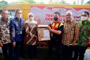 Gubernur Khofifah Lepas Ekspor Test Market Produk Olahan Pangan Ke Singapura