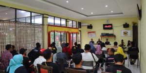 Polres Gresik Ngopi Bareng Netizen Gresik, Harapkan Bijak Bermedsos