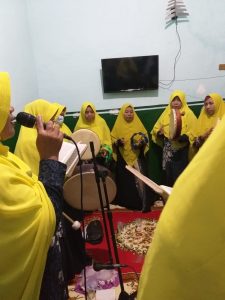 Kesenian Hadroh Pengajian Miftahul Amin, Hadirkan Semangat Ibu-ibu Dalam Memperingati Maulid Nabi