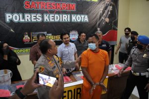 Polres Kediri Kota Berhasil Amankan Pelaku Curas Kantor Kas BPR Kota Kediri