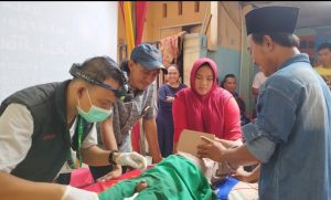 Syukuran HUT ke 1 Media Harian Mata Berita Gelar Sunatan Masal