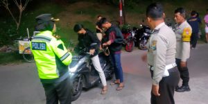 Kapolsek Kertosono Pimpin Langsung Razia Sajam