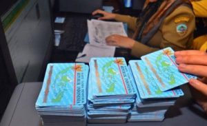 WALI KOTA ERI CAHYADI TEMUKAN RIBUAN KTP DAN KK SURABAYA DOMISILI LUAR DAERAH