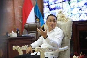 SINERGI DENGAN BUPATI SIDOARJO DAN GRESIK, WALI KOTA ERI BAHAS RENCANA KERJA SAMA LAYANAN KESEHATAN GRATIS