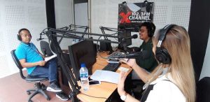 SEBAGAI SARANA PROMOSI, PD PASAR SURYA LAUNCHING RADIO XCHANNEL