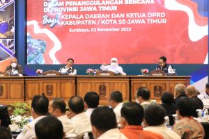 Gubernur Khofifah Ajak Bupati/Walikota Tingkatkan Kewaspadaan dan Utamakan Langkah Mitigasi Bencana