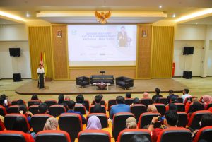 Hadiri Seminar Nasional FSPLGY, Wagub Emil Bahas Isu-isu Faktual Gender di Indonesia