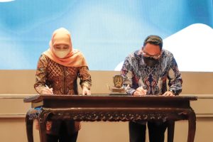 Gubernur Khofifah Terus Komitmen Dorong Transformasi Digital Kearsipan