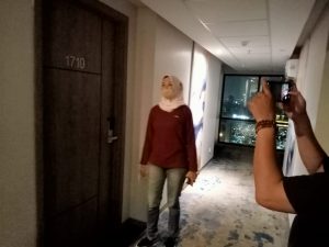 Polrestabes Surabaya Datangi Lokasi Diduga TKP Pembuatan Video Viral Wanita Berkebaya Merah