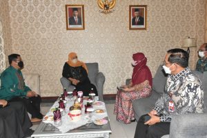 Gubernur Khofifah Terima Tim Pendataan Regsosek BPS Jatim