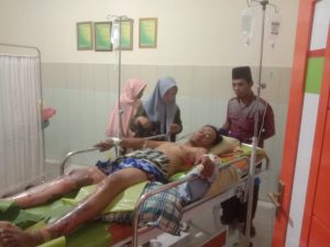 Warga Arjasa Sumenep Jatuh Kesetrum dan Terbakar Saat Bekerja