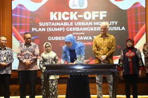 Kick Off Meeting SUMP Gerbangkertosusila Plus, Gubernur Khofifah Optimis Konektivitas Akan Ungkit Perekonomian Jatim Lebih Dahsyat