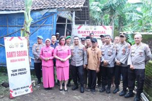 Kembali Bedah Rumah Warga Miskin dan Bantu Pembangunan Fasilitas Umum, SSDM Polri dan Polres Nganjuk Ingin Polisi Hadir sebagai Pemberi Solusi
