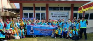 Gubernur Khofifah Sampaikan Apresiasi Ketulusan dan Keikhlasan Tim Nakes Layani Masyarakat Pulau Kangean
