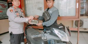 Motor Kesayangan Kembali ke Pangkuan, Mahasiswa STKIP Ucapkan Terimakasih ke Polres Bangkalan