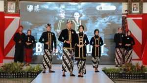 Resmi Dilaunching Bupati, Kabupaten Sampang Kini Miliki Busana Adat