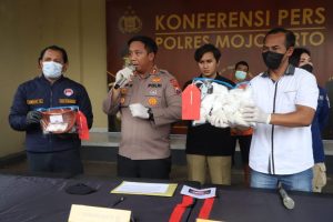 Ratusan Pil Koplo Berhasil diamankan Polres Mojokerto Polda Jatim dari seorang Wanita