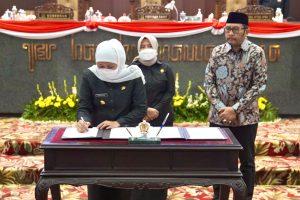 DPRD dan Pemprov Jatim Sahkan Dua Perda