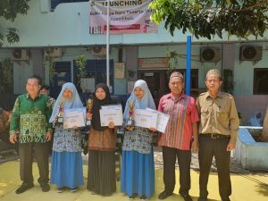 Dihadiri Dikdasmen Cabang kenjeran,SMP Muhammadiyah 15 Surabaya Launching Buku Karya Siswa-Siswinya.