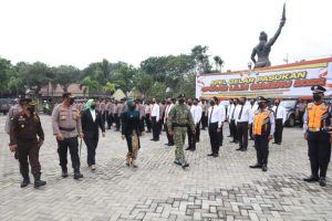 Polres Mojokerto Polda Jatim Gelar Apel Pasukan Operasi Lilin Semeru 2022, 725 Personel Gabungan Diterjunkan Untuk Amankan Nataru