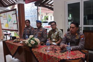 Mendengarkan Keluh Kesah Masyarakat, Polres Pasuruan Gelar Jum’at Curhat Bersama Masyarakat Kecamatan Purwodadi