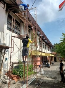 Renovasi Gedung Serba Guna di Sidotopo Wetan Mulai di Kerjakan