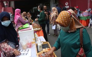 DIBUKA WALI KOTA ERI, FESTIVAL MAJU TERUS SUROBOYO SUGUHKAN TEATRIKAL “PAHLAWAN JAMAN NOW”