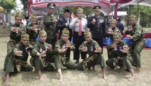 Terobosan Baru Kuatkan Kerukunan, Polsek Lengkong Gelar Latihan Bersama Antar Perguruan Silat