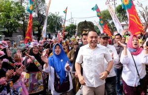 KAMPUNG SURABAYA BERBENAH, SSC TINGKATKAN KESADARAN WARGA JAGA LINGKUNGAN