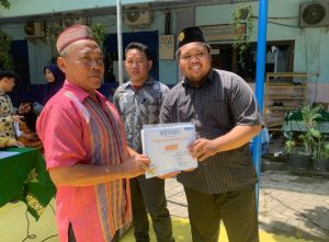 Kepala Sekolah SPEMLIBELS berikan Apresiasi Guru Sebagai Penulis