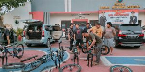 Viral Jadi Aktor Maling Sepeda Angin, Satreskrim Polres Bangkalan Bekuk Bapak-Anak