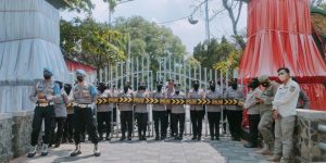 Amankan Demo Secara Humanis, Polres Bangkalan Kerahkan Polwan Sebagai Tim Negosiator