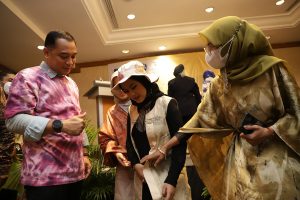 PEMKOT SURABAYA SEGERA BUATKAN SKG KHUSUS PASARKAN PRODUK PENYANDANG DISABILITAS DI RUMAH ANAK PRESTASI