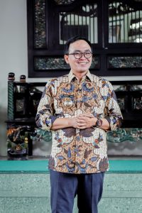 BUPATI PAMEKASAN DUKUNG JABATAN KADES JADI 9 TAHUN