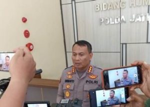 Korban KDRT Suami Ferry Irawan, Sang Istri Venna Melinda Diperiksa di Ditreskrimum Polda Jatim