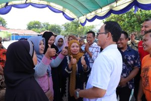 UCAPKAN TERIMA KASIH KE BUPATI, PKL PAMEKASAN SUMRINGAH DAPAT FASILITAS NYAMAN