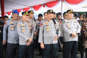 Waka Polda Jatim Dengarkan Keluhan Warga Pada Program Jumat Curhat Serentak