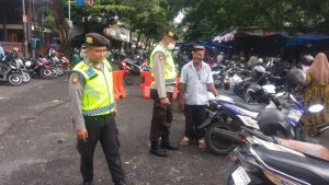 Cegah Aksi Kriminalitas, Giat Patroli KRYD Polsek Denpasar Utara Sasar Pasar Loak Kreneng