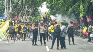 Polres Gresik Melakukan Pendampingan dan Pengamanan Ultras Gresik