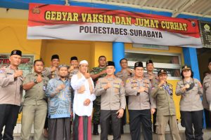 Gebyar Vaksin Dan Jum’at Curhat Polrestabes Surabaya