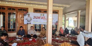 Tanggapi Usulan Warga, Kapolsek Klampis Adakan Jum’at Curhat
