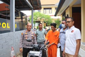 Dalam Hitungan Jam Polsek Sawan Berhasil Ungkap Pelaku Perampasan Sepeda Motor.