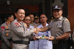 Rayakan Hut Satpam ke-42 Kapolda Bali beri apresiasi kepada seluruh satpam