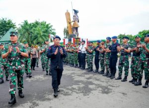 Kapolri Tegaskan TNI-Polri Kawal Seluruh Kebijakan Pemerintah Terkait Pembangunan Papua