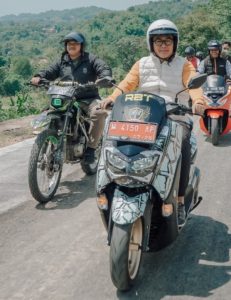 PULUHAN TAHUN DIBIARKAN RUSAK, MAS TAMAM MOTORAN TINJAU PEMBANGUNAN JALAN PANGEREMAN