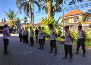 Antisipasi Cuti Bersama Kapolsek Mengwi Pimpin Apel Pengamanan DTW