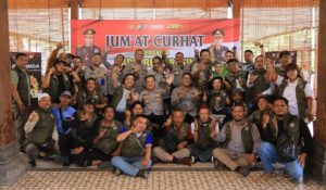 Jumat Curhat, Kapolres Gresik Silaturahmi bersama Awak Media